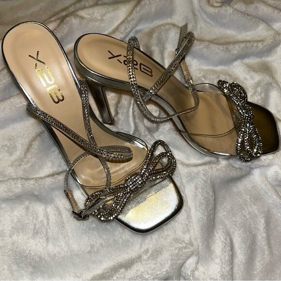 Women’s Prom Silver Strappy Heels X2B Size 6 Regular 4 Inch Heels - Picture 1 of 9